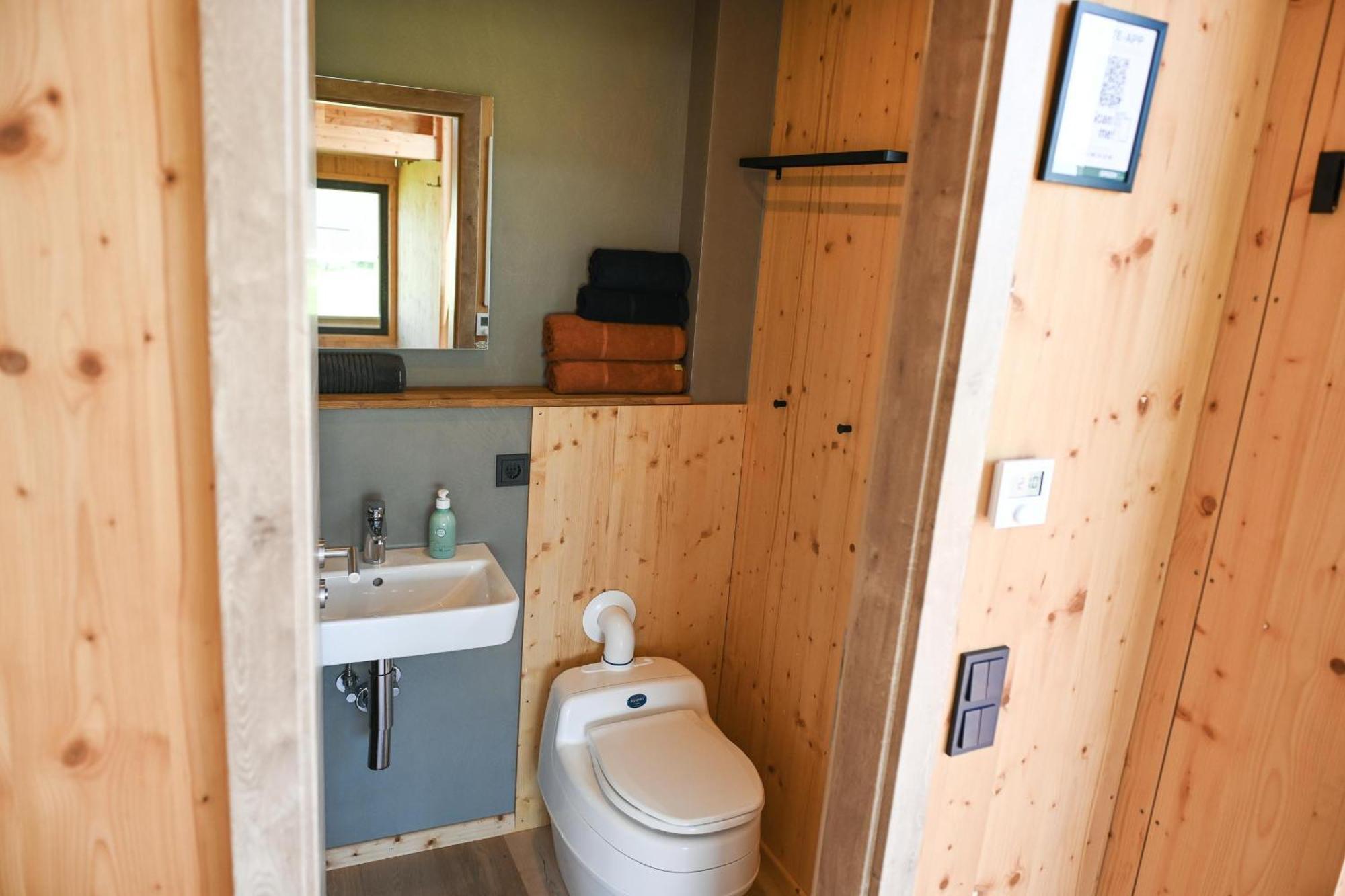 Tiny House Nature 12 Innenlage - Green Tiny Village Harlesiel Carolinensiel Exterior photo